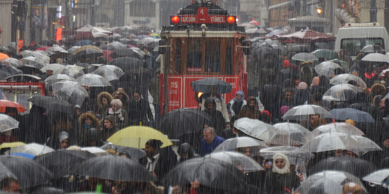 Hayatın İçinden veya Dışından Sesler: Hüzün Mü? Huzur Mu?