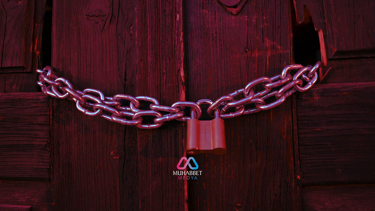 Hakiki Cumhuriyetin önündeki bütün engelleri kaldıralım