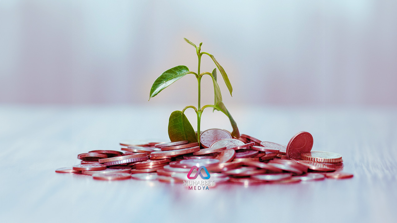 Peygamberimizin cimrilik ile ilgili bir hadisi: Cimrilik etme ki, Allah da senden…