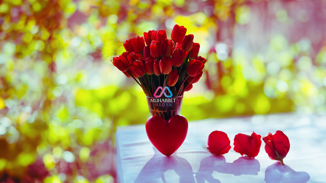 Hadise göre, İnsanlar içinde Allah’a en çok şükreden nasıl olunur? Şükrün ölçüsü nedir?