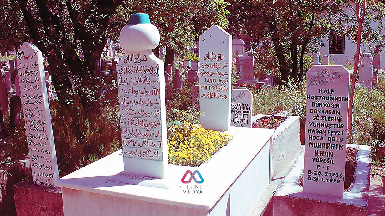 51 yaşında vefat eden Hasan Feyzi Ağabeyin mezar taşında yazanlar…