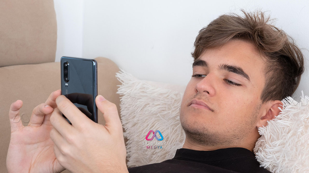 Telefon Deyip Geçmemek Lazım