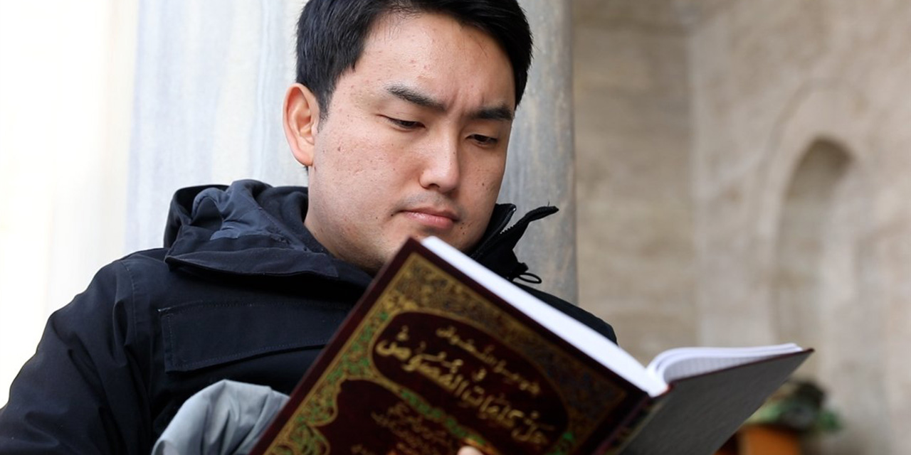 Müslüman olan Japon akademisyen, tezinde İslam’ın tabiata bakış açısını inceledi