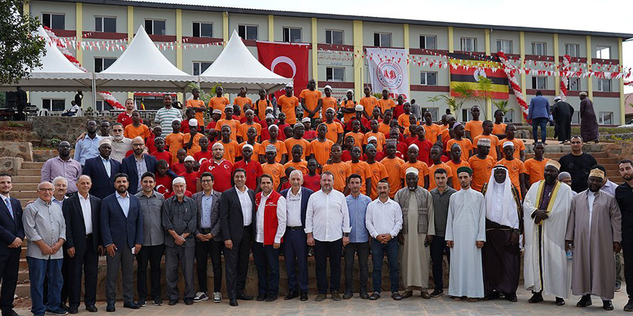 Uganda’da Çare Derneği Eğitim Külliyesi Açıldı
