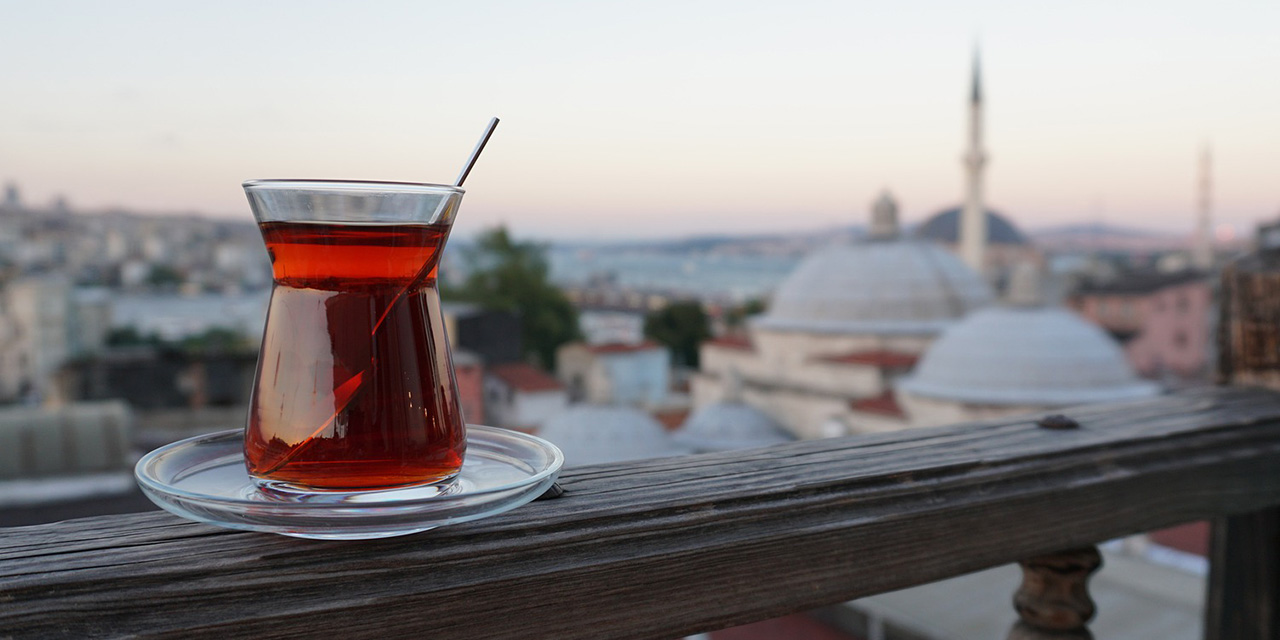 Toplumun Derdi ile Dertlenen Herkese!