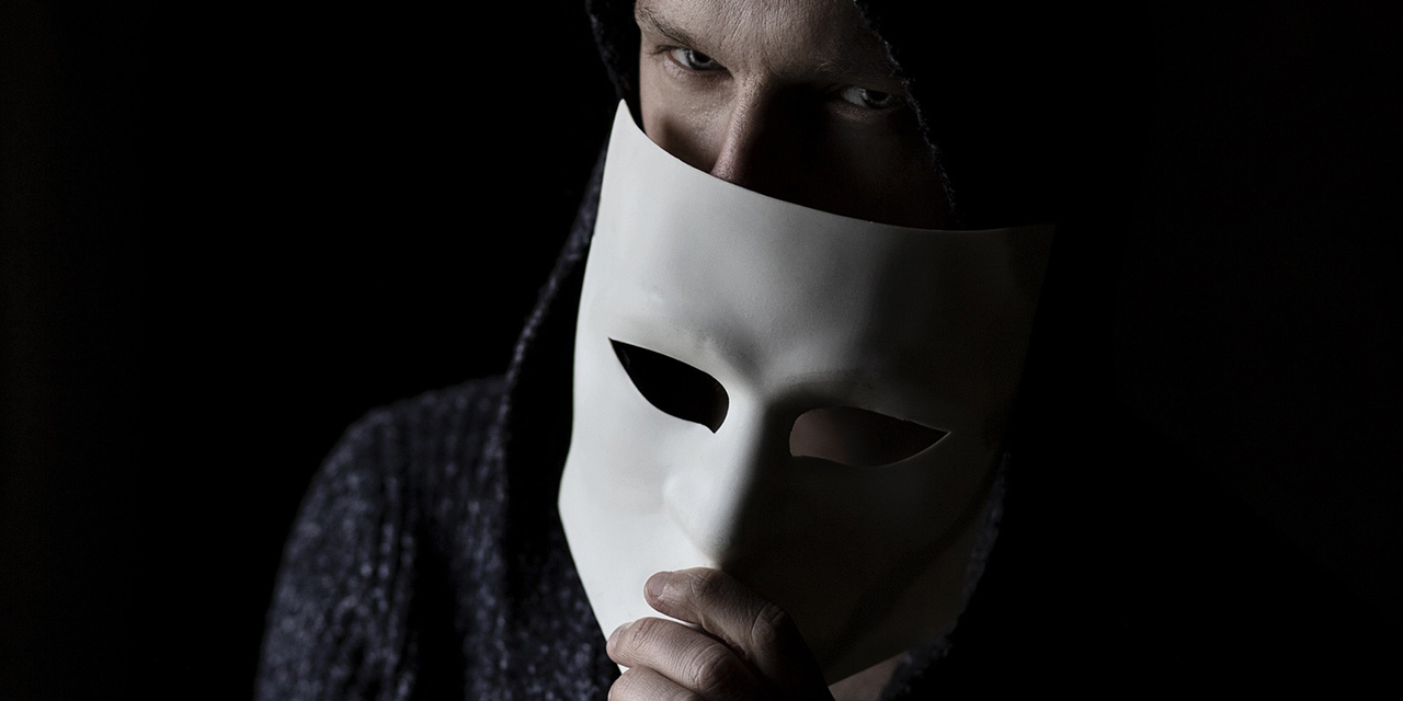 Hem hakim, hem savcı, hem mübaşir, hem suçlu olmak