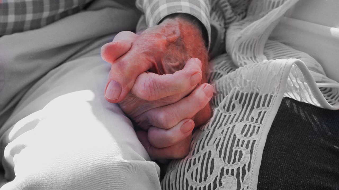 Satılık Anne Baba İlanının Düşündürdükleri