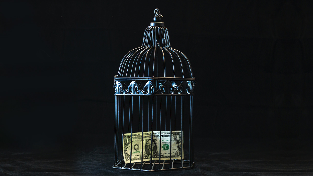 Kendi Ellerimizle Kendimizi Tehlikeye Atmak