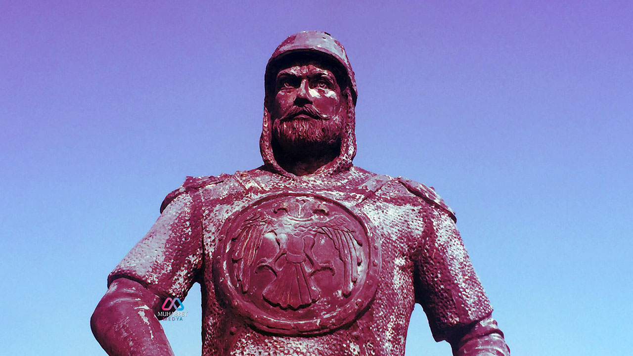 El âlemin kahramanlarını merak ettiğimiz kadar merak etmiyoruz