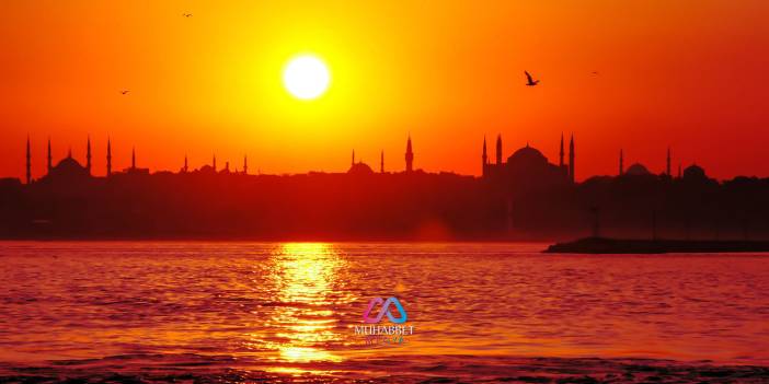 İslam Sembolleriyle Süslü Bir Dünya Şehri: İstanbul