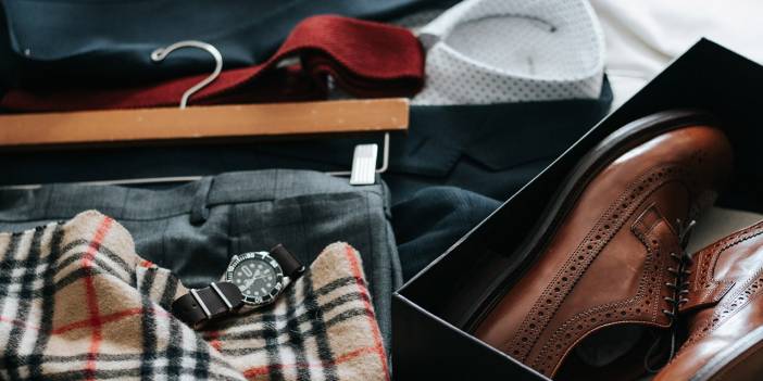 Giyinmede ölçü, Kılık kıyafet ile ilgili hadisler