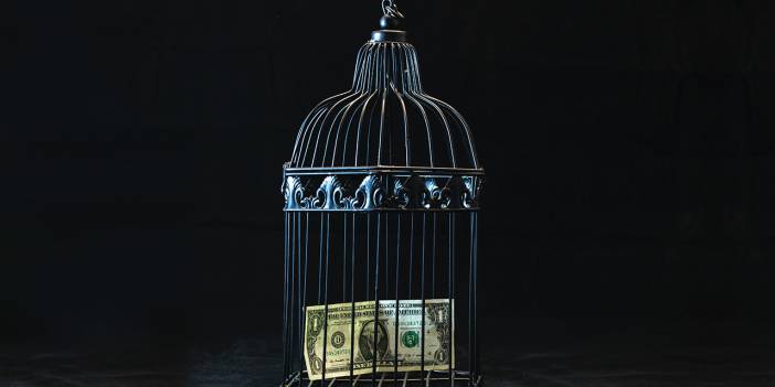 Kendi Ellerimizle Kendimizi Tehlikeye Atmak