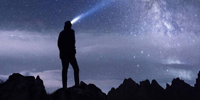 Allah’ın hidayet etmesi, insana yol göstermesi nasıl olmaktadır?