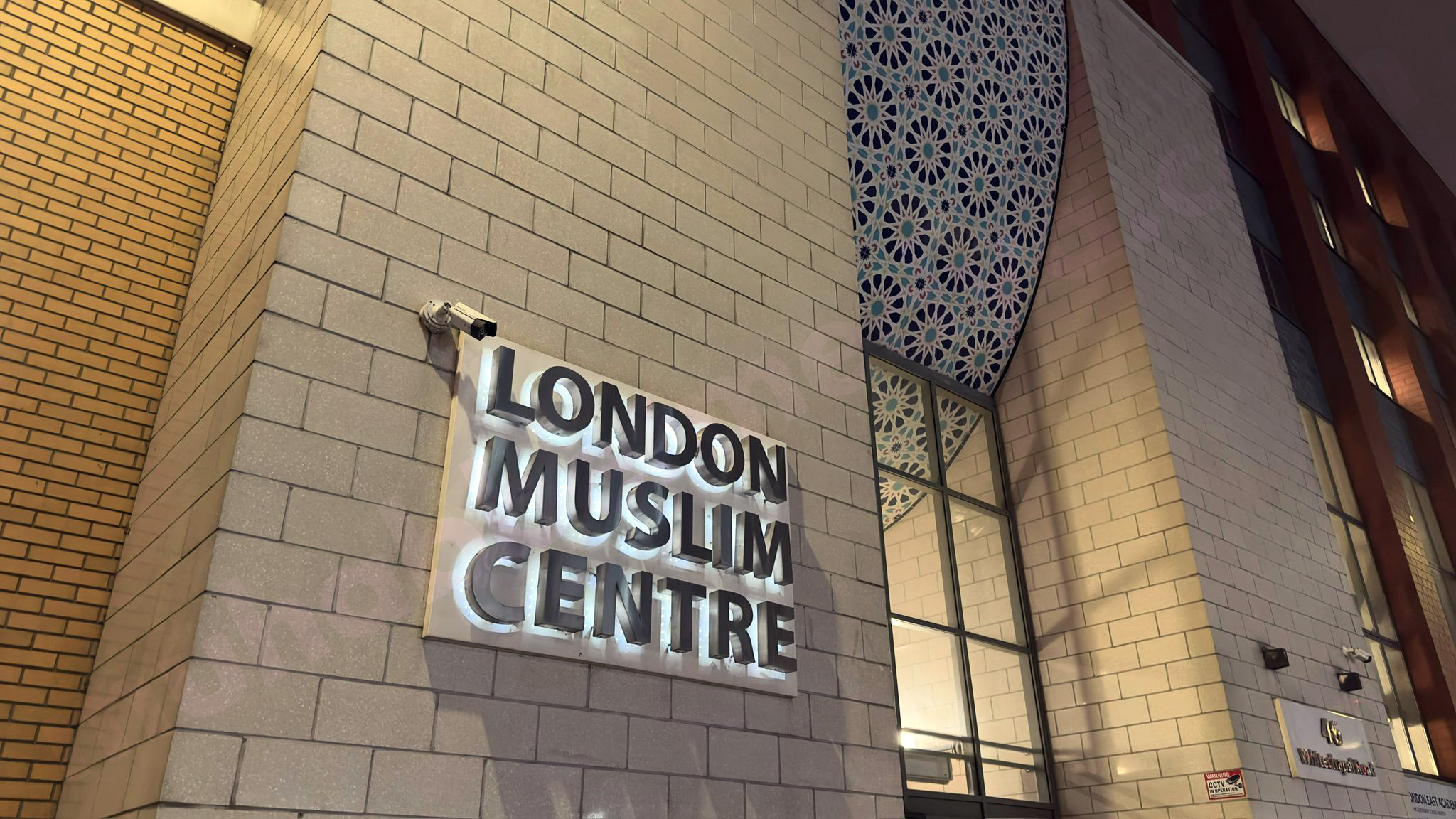 2025/01/21/london-muslim-center.jpg